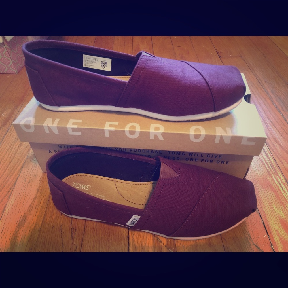 TOMS Classic Red Mahogany